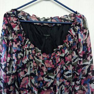 Lane Bryant Blouse of Abstract Colors  Size 14/16